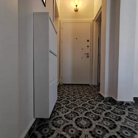 Apartment 2 Plus 1 In The Center Of With A View, 4 Minutes To The Beach Datça